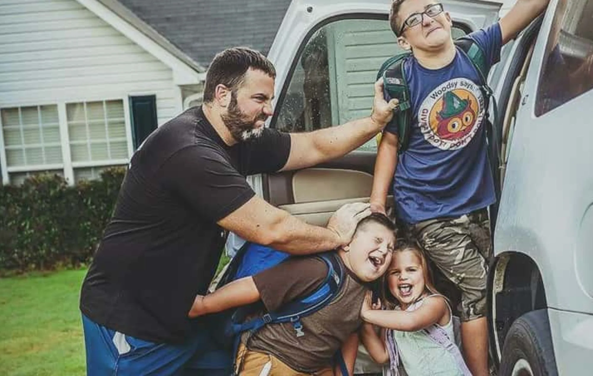 20 Funny First Day of School Pictures